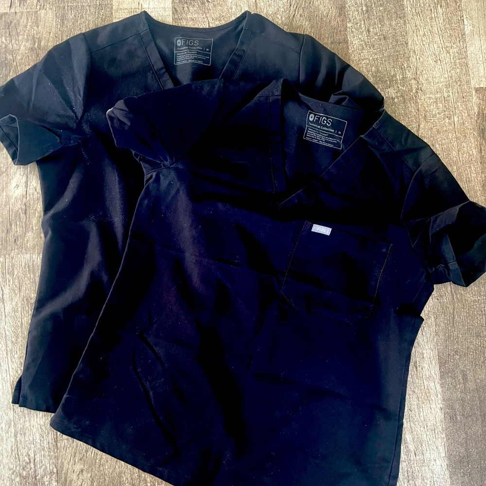 Catarina One-Pocket Scrub Top™